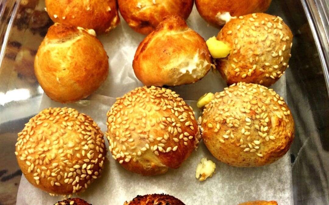 Starbucks Roles Out Bagel Balls